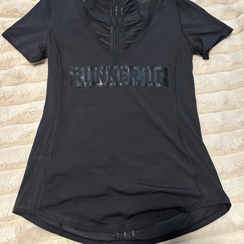 Black lululemon runner up Women's Top